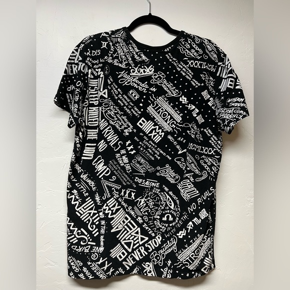 Akoo Brand Wisdom Blouse - Picture 2 of 7